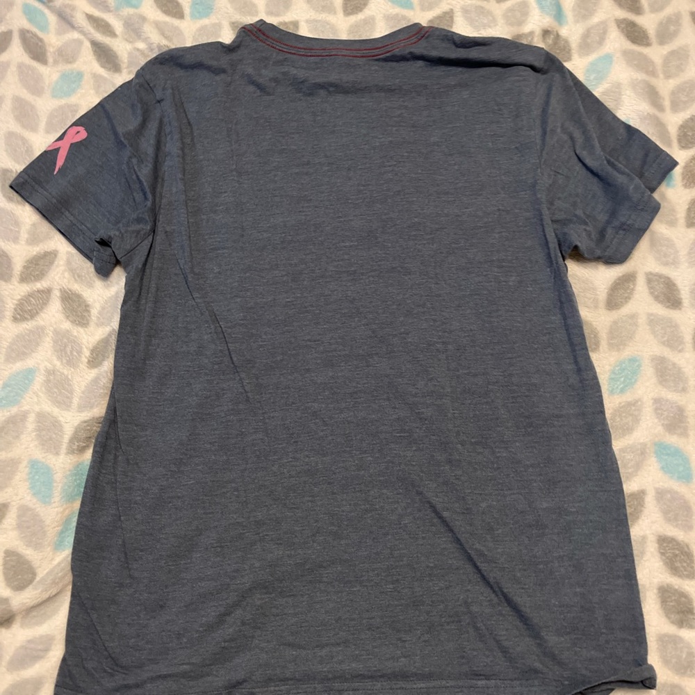 RVCA blue w/ pink T-shirt sz L - Picture 2 of 2